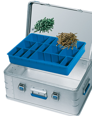 Tartozék alumínium szállító-boxhoz: alkatrésztároló doboz, méret: 430x330x60 mm, színe: kék
