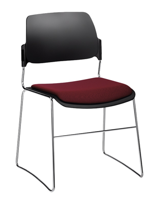Egymásra rakható szék, Anyaga: fekete műanyag, Támla magasság: 390 mm, Ülőke Sz x Mé x M: 400x460x435 mm, krómozott csúszótalp állvány, piros párnázás, 2 db/csomag