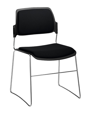 Egymásra rakható szék, Anyaga: fekete műanyag, Támla magasság: 390 mm, Ülőke Sz x Mé x M: 400x460x435 mm, krómozott csúszótalp állvány, fekete párnázás + háttámla párna, 2 db/csomag